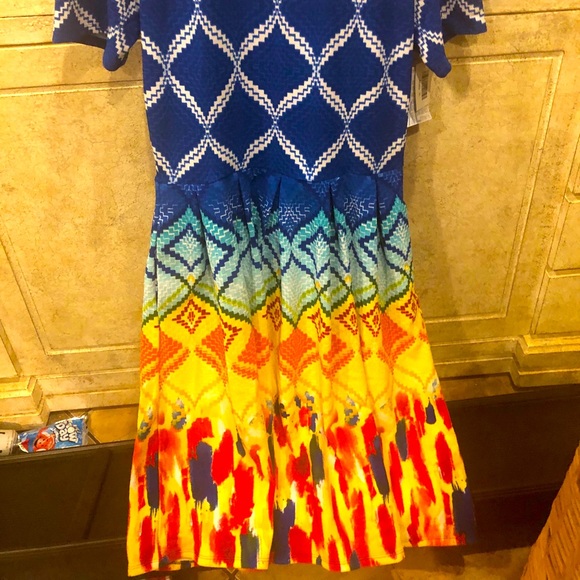 Dress - Picture 1 of 2